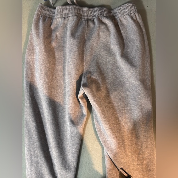 ‼️Pants 3 for $12‼️ - Picture 3 of 4